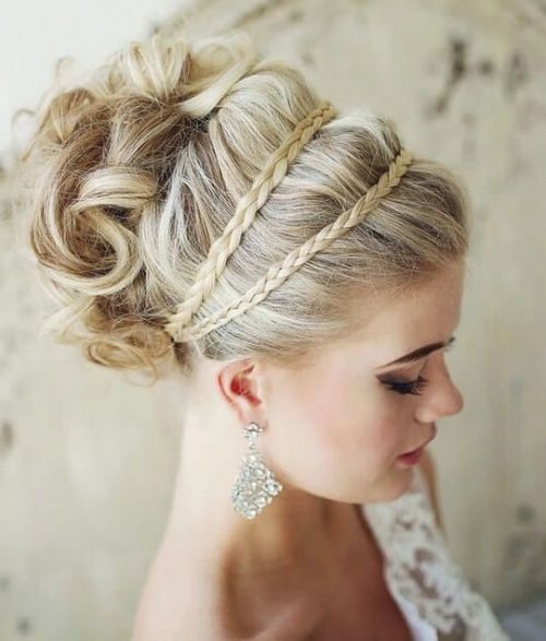 RECOGIDO CON TRENZA