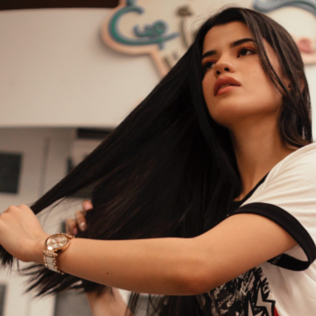 Un remedio para alisar el cabello también hidrata el cabello