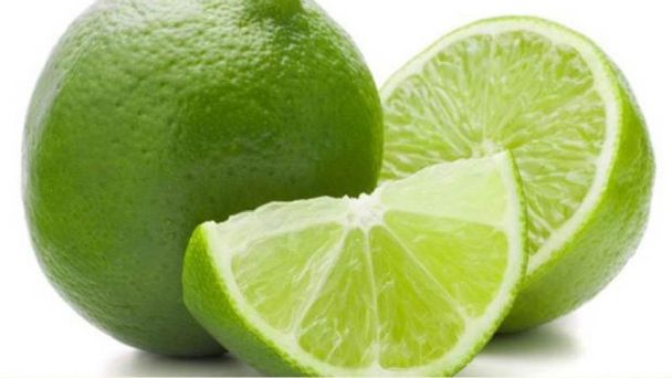 Dieta del limón- Limones con vaso