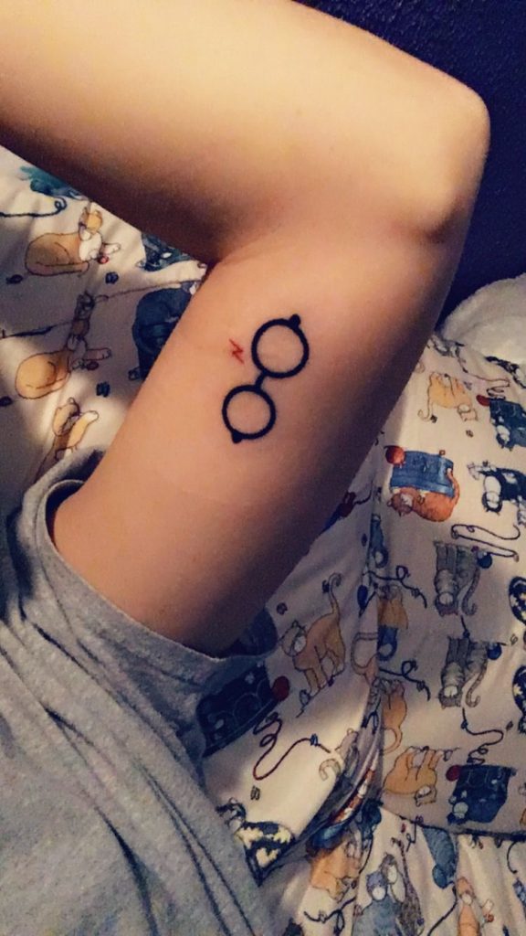 Diseño de tatuajes de gafas