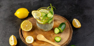 agua de pepino con limon
